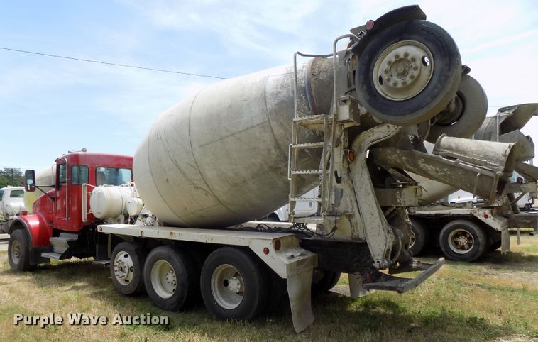 image for item DG2616 2003 Kenworth W900  ready mix truck