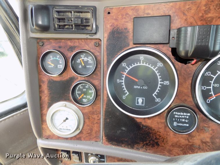 image for item DG2616 2003 Kenworth W900  ready mix truck