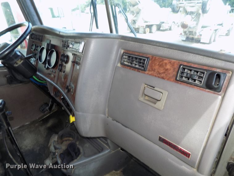 image for item DG2616 2003 Kenworth W900  ready mix truck