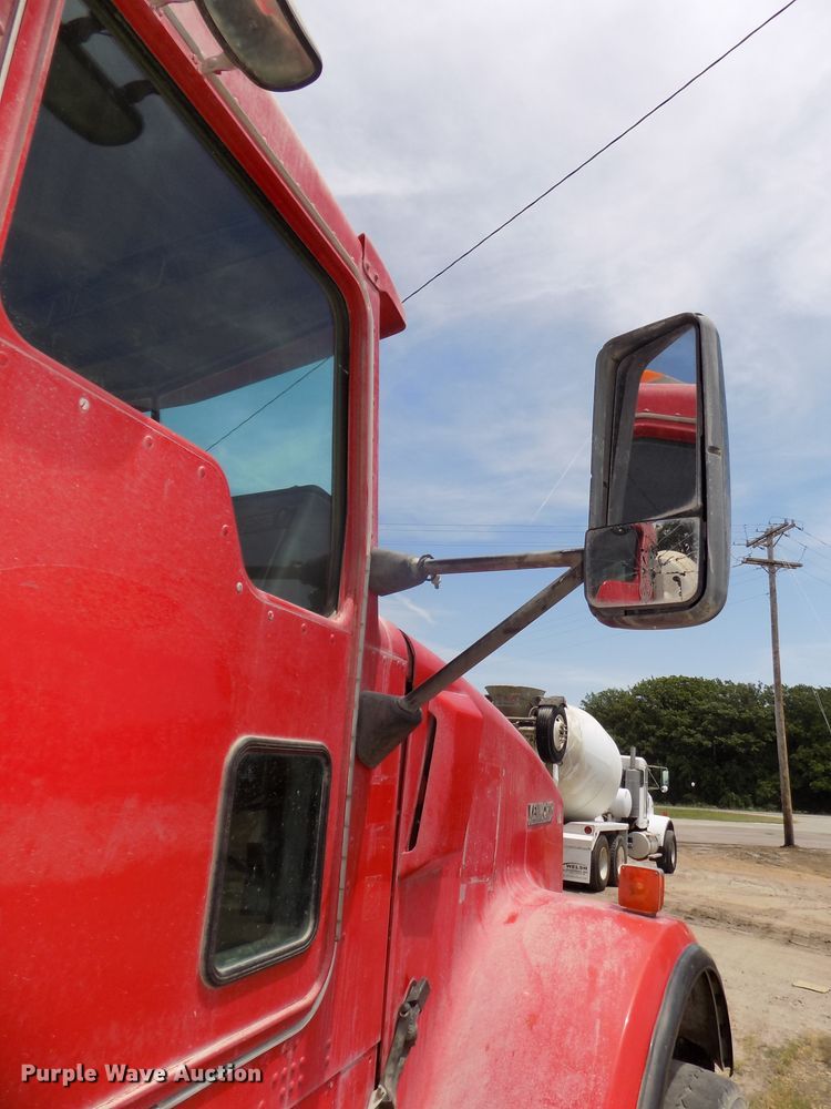 image for item DG2616 2003 Kenworth W900  ready mix truck