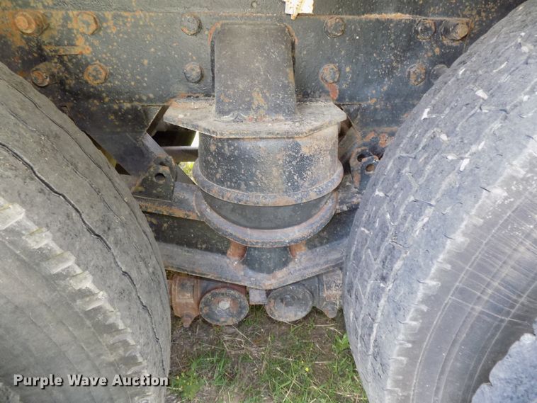 image for item DG2616 2003 Kenworth W900  ready mix truck