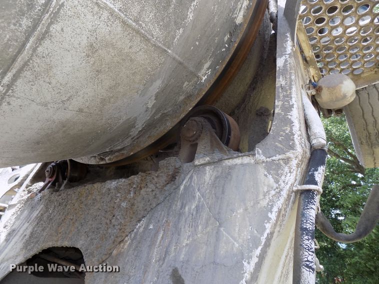 image for item DG2616 2003 Kenworth W900  ready mix truck