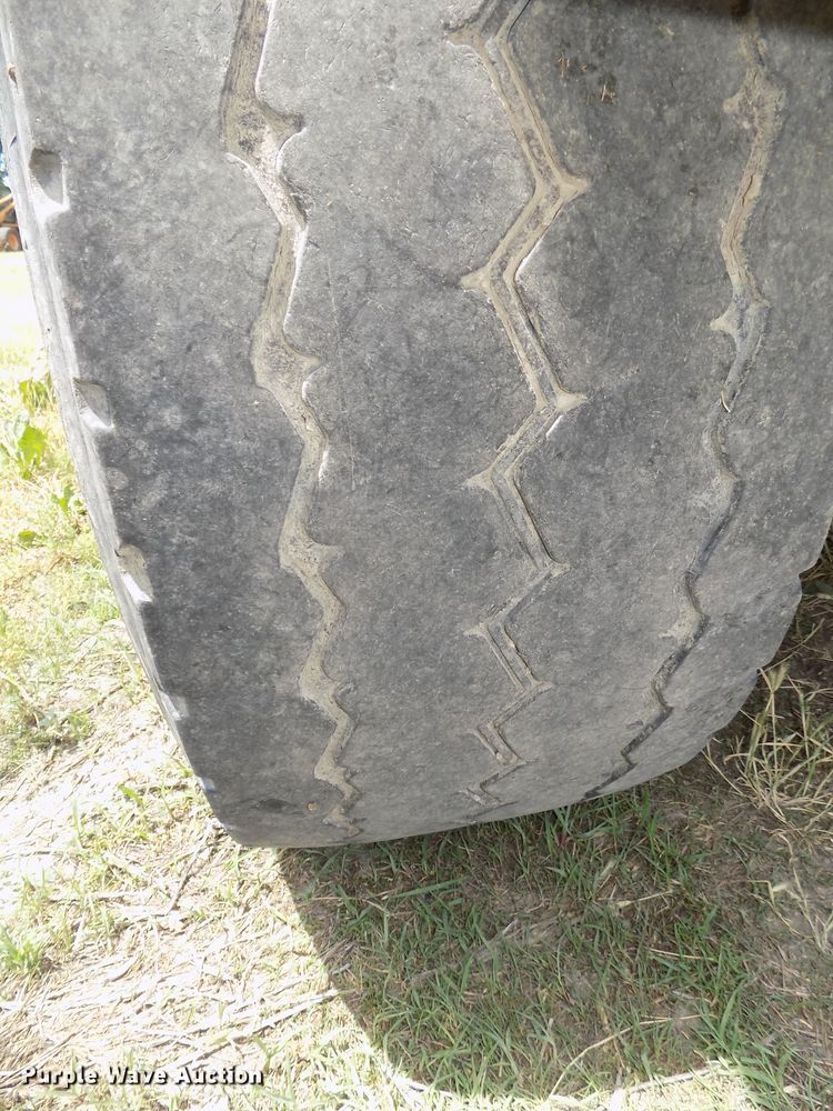 image for item DG2616 2003 Kenworth W900  ready mix truck