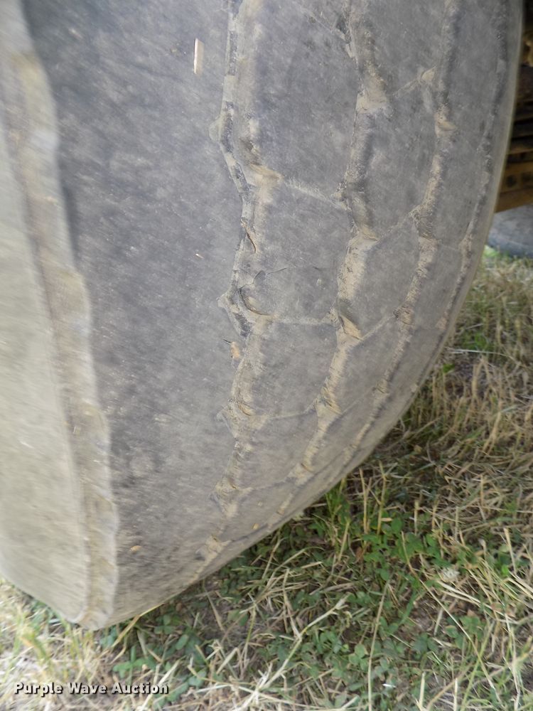 image for item DG2616 2003 Kenworth W900  ready mix truck