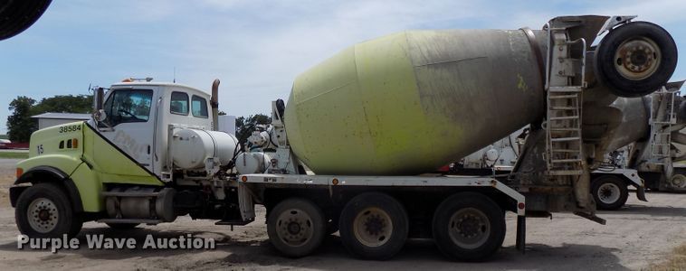 image for item DG2617 2005 Sterling L-Line  ready mix truck