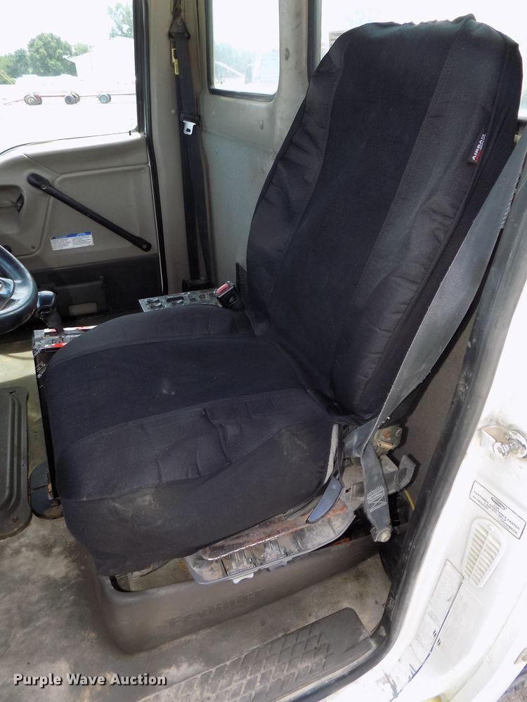 image for item DG2617 2005 Sterling L-Line  ready mix truck