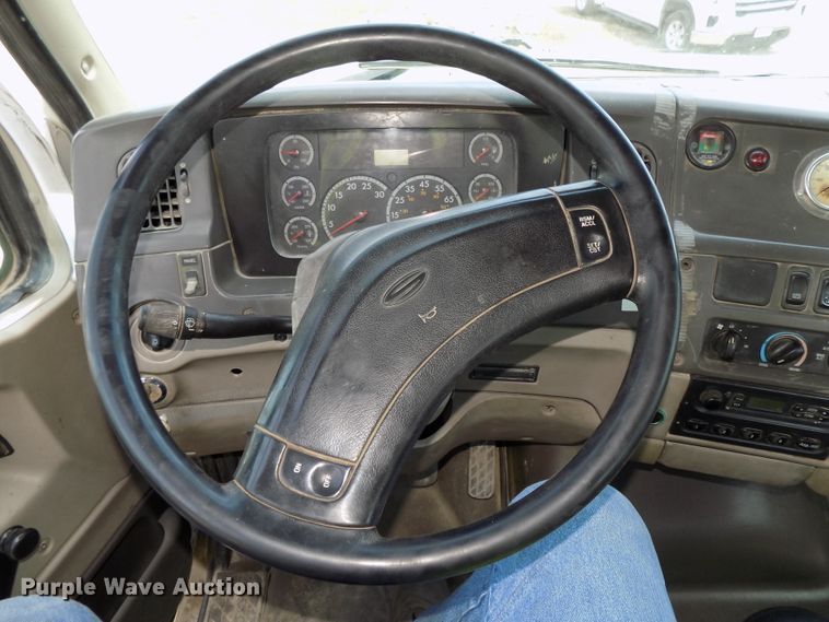 image for item DG2617 2005 Sterling L-Line  ready mix truck