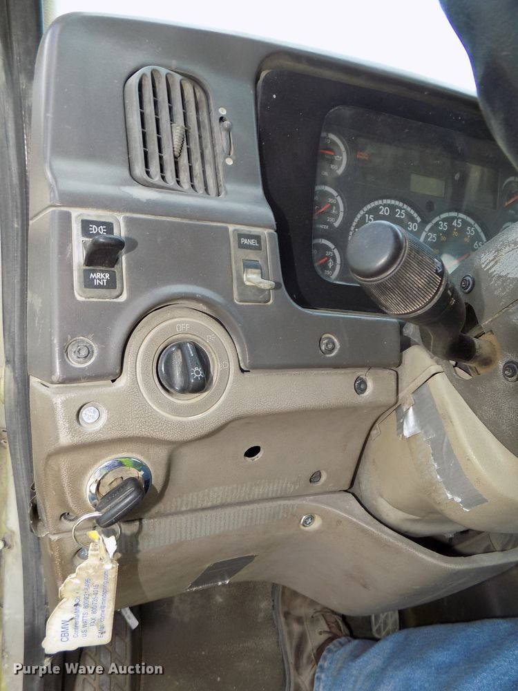 image for item DG2617 2005 Sterling L-Line  ready mix truck