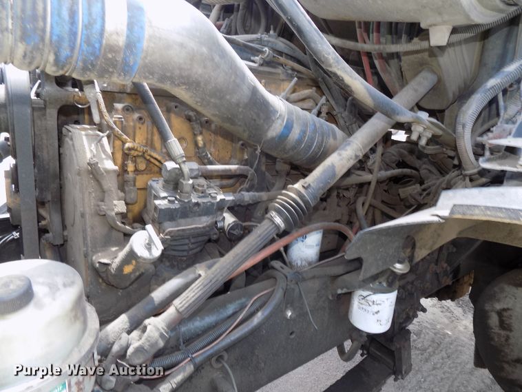 image for item DG2617 2005 Sterling L-Line  ready mix truck