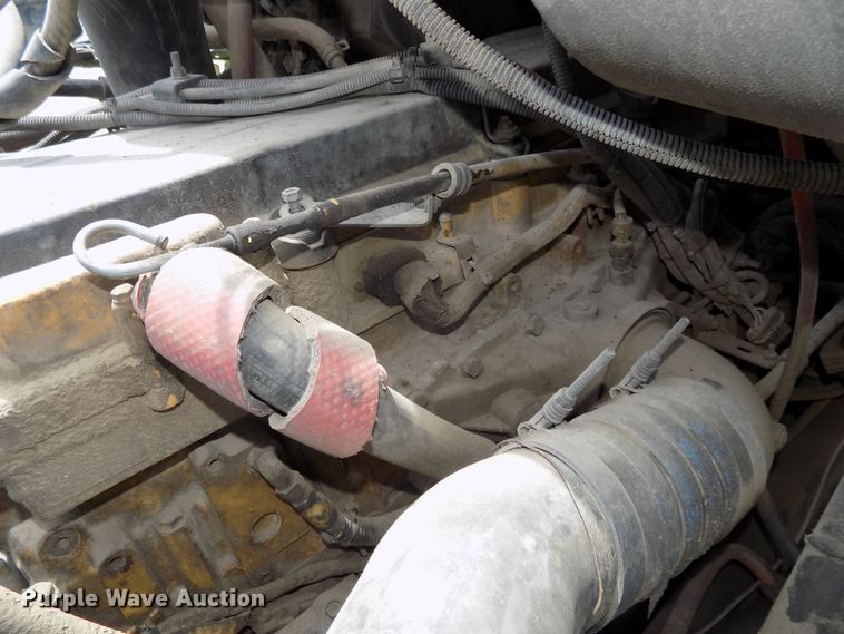 image for item DG2617 2005 Sterling L-Line  ready mix truck