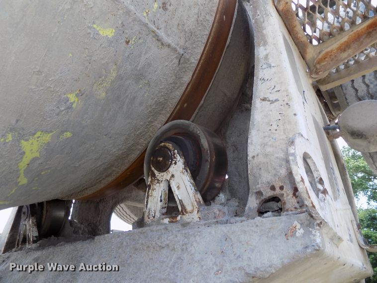 image for item DG2617 2005 Sterling L-Line  ready mix truck