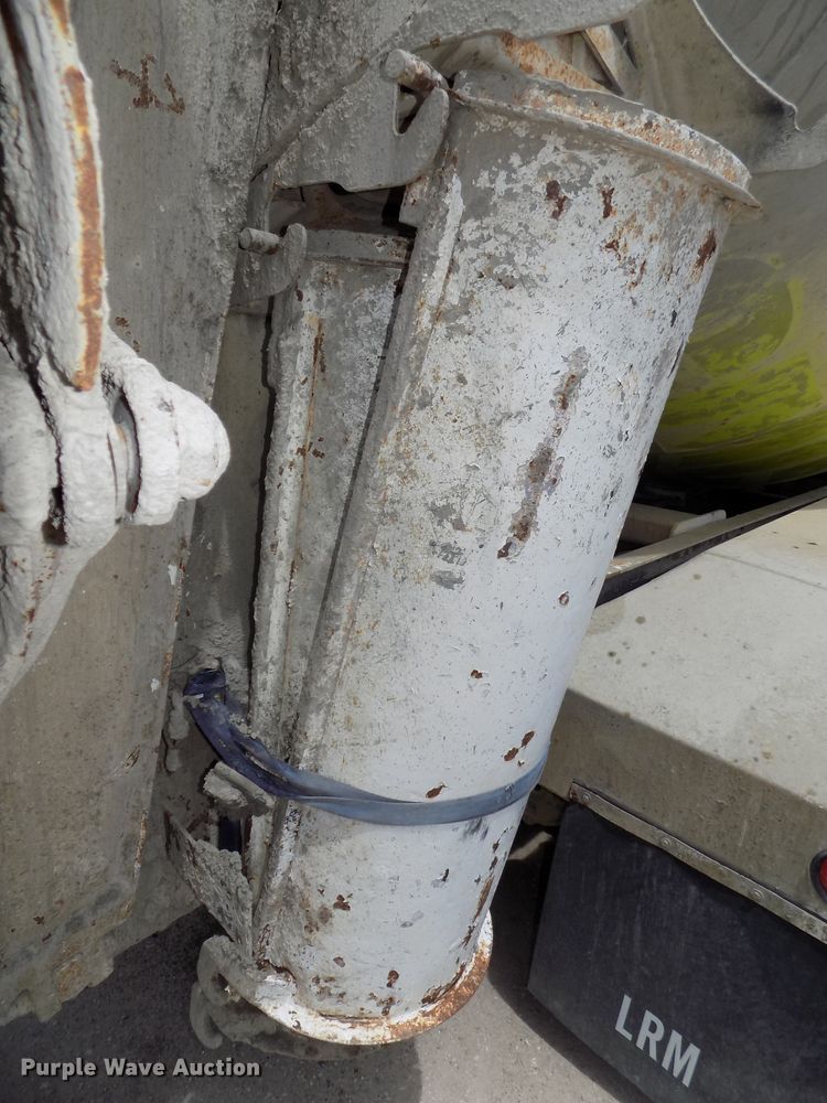 image for item DG2617 2005 Sterling L-Line  ready mix truck