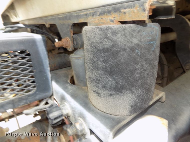 image for item DG2617 2005 Sterling L-Line  ready mix truck