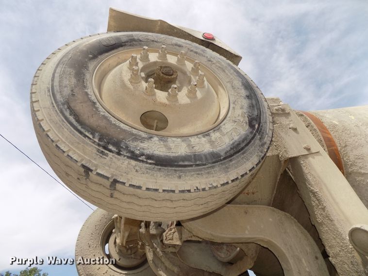 image for item DG2617 2005 Sterling L-Line  ready mix truck