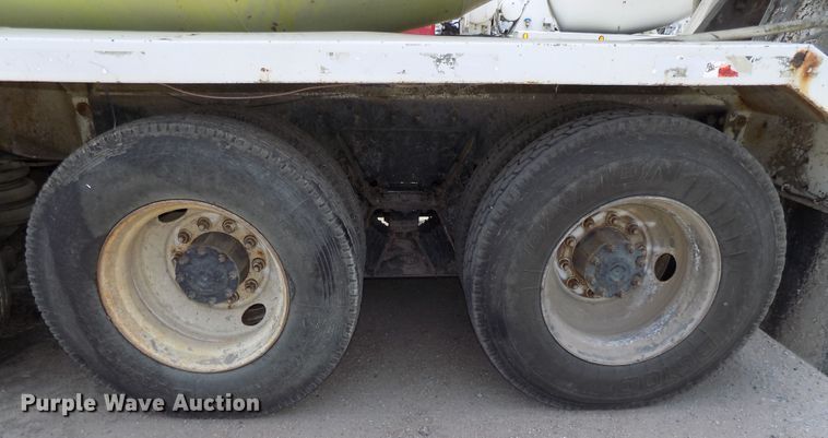 image for item DG2617 2005 Sterling L-Line  ready mix truck