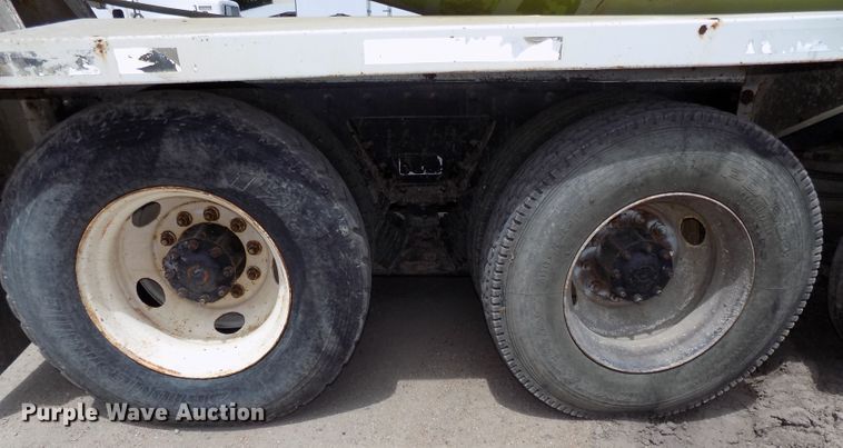 image for item DG2617 2005 Sterling L-Line  ready mix truck