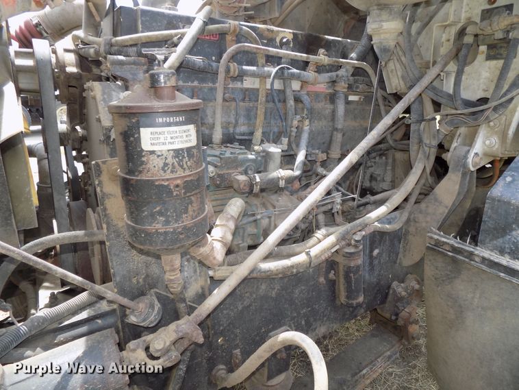 image for item DG2618 1995 International Paystar 5000  ready mix truck