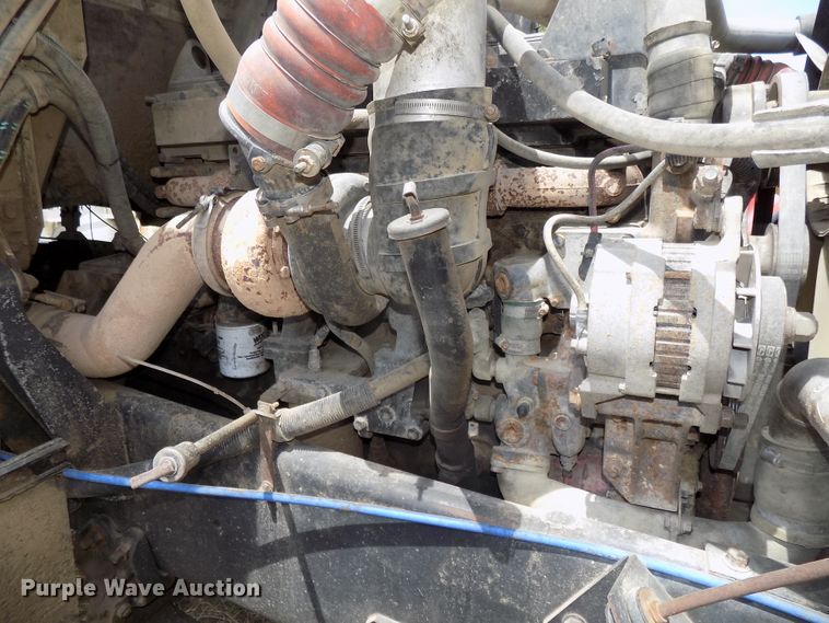 image for item DG2618 1995 International Paystar 5000  ready mix truck