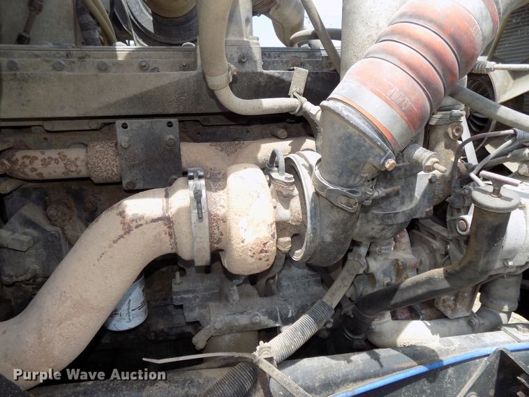 image for item DG2618 1995 International Paystar 5000  ready mix truck