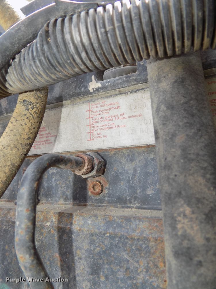 image for item DG2618 1995 International Paystar 5000  ready mix truck