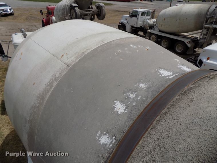 image for item DG2618 1995 International Paystar 5000  ready mix truck