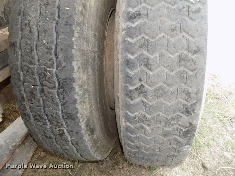 image for item DG2618 1995 International Paystar 5000  ready mix truck