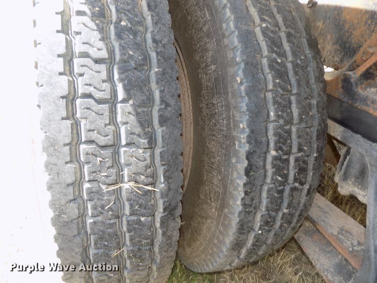 image for item DG2618 1995 International Paystar 5000  ready mix truck