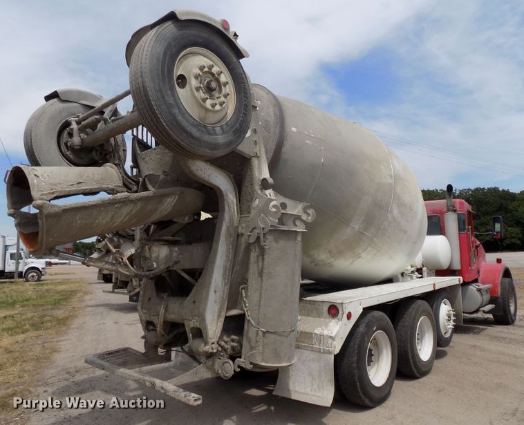 image for item DG2619 2003 Kenworth W900  ready mix truck