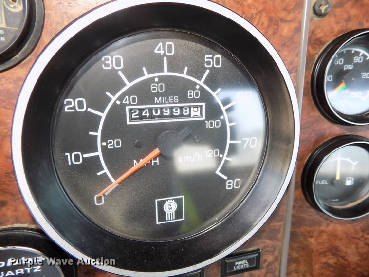 image for item DG2619 2003 Kenworth W900  ready mix truck