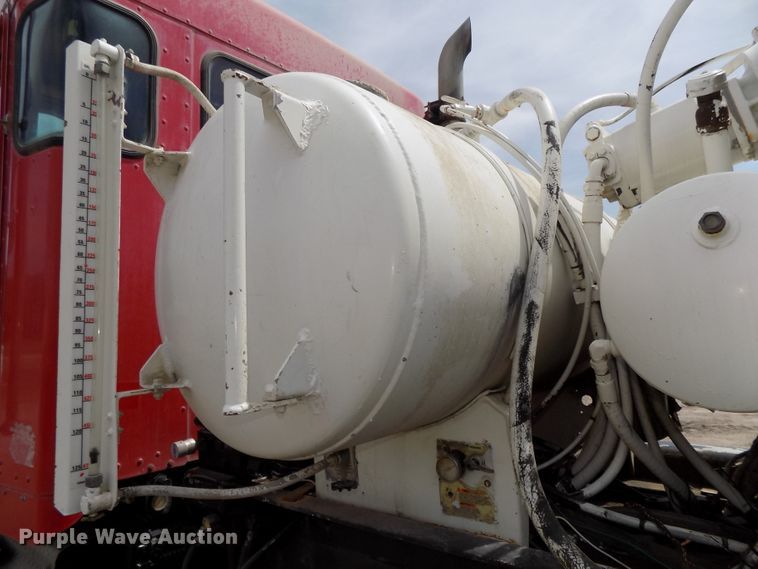 image for item DG2619 2003 Kenworth W900  ready mix truck