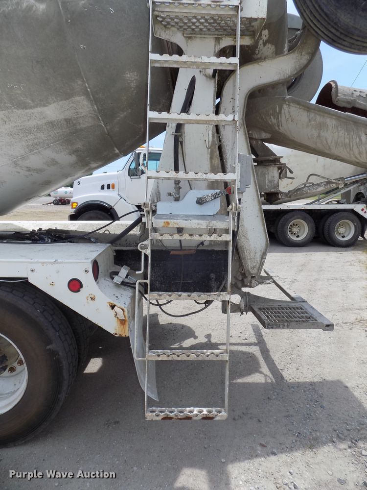 image for item DG2619 2003 Kenworth W900  ready mix truck