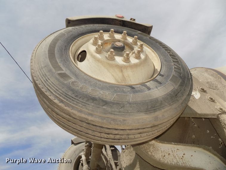 image for item DG2619 2003 Kenworth W900  ready mix truck