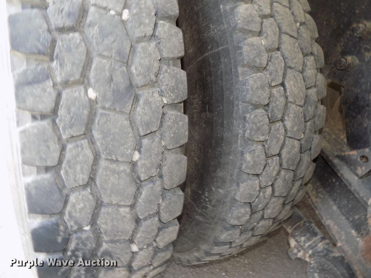 image for item DG2619 2003 Kenworth W900  ready mix truck