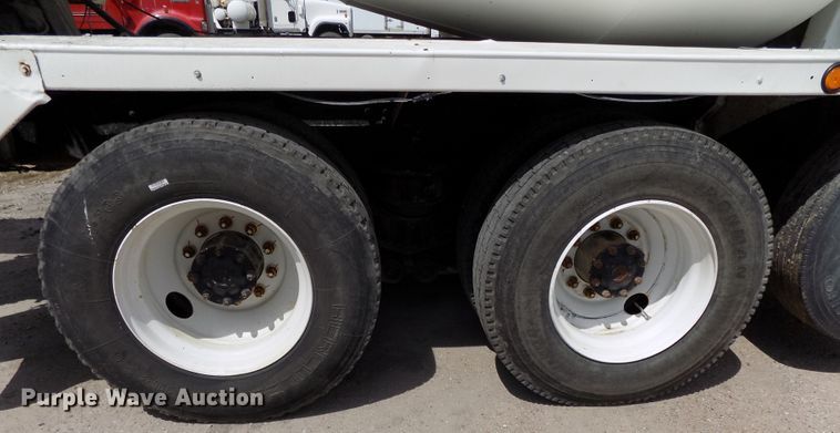 image for item DG2619 2003 Kenworth W900  ready mix truck