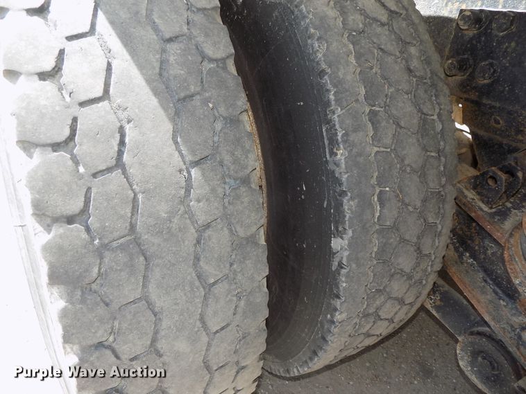 image for item DG2619 2003 Kenworth W900  ready mix truck