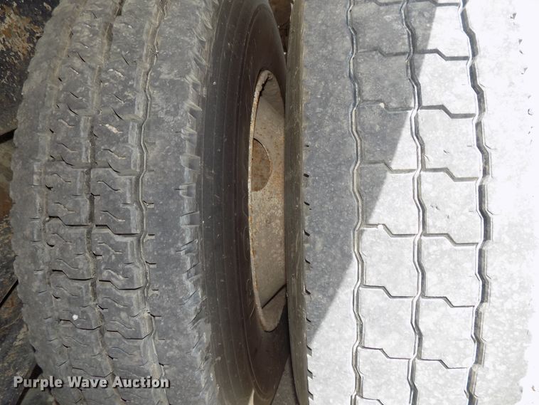 image for item DG2619 2003 Kenworth W900  ready mix truck