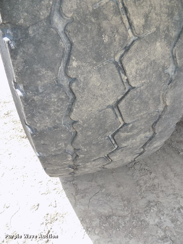 image for item DG2619 2003 Kenworth W900  ready mix truck