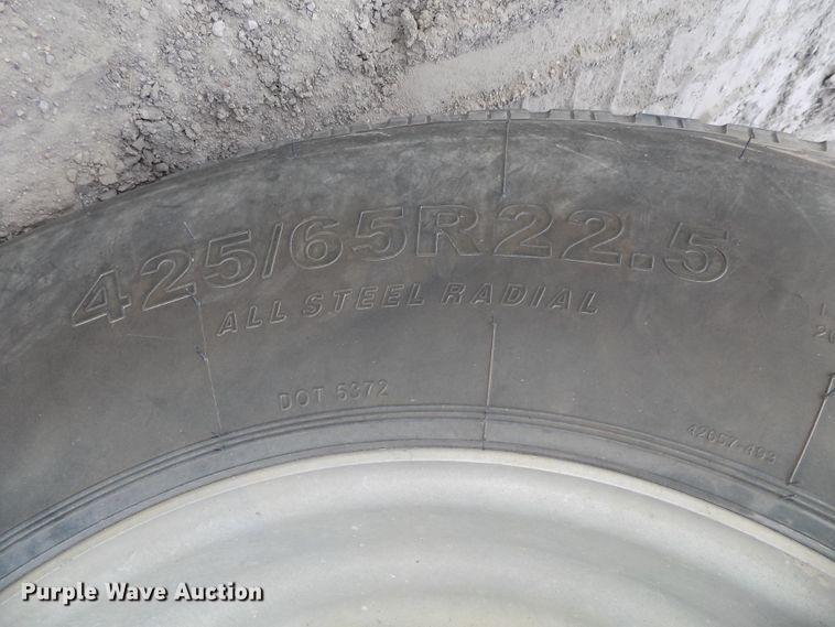 image for item DG2619 2003 Kenworth W900  ready mix truck