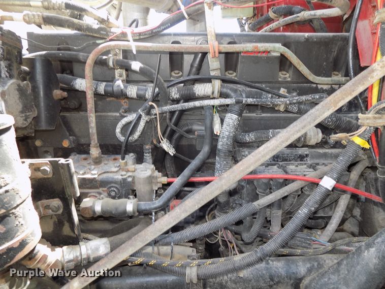 image for item DG2620 1999 International Paystar 5000  ready mix truck