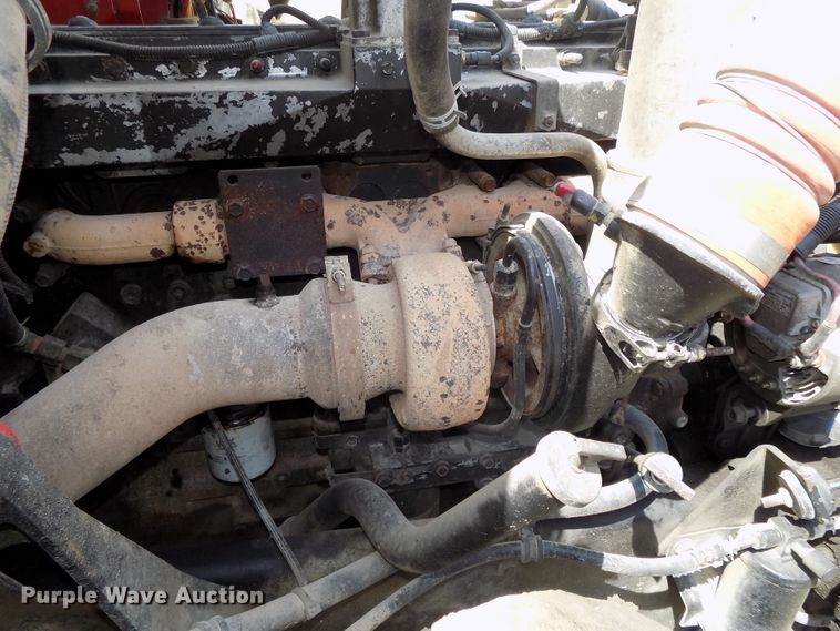 image for item DG2620 1999 International Paystar 5000  ready mix truck