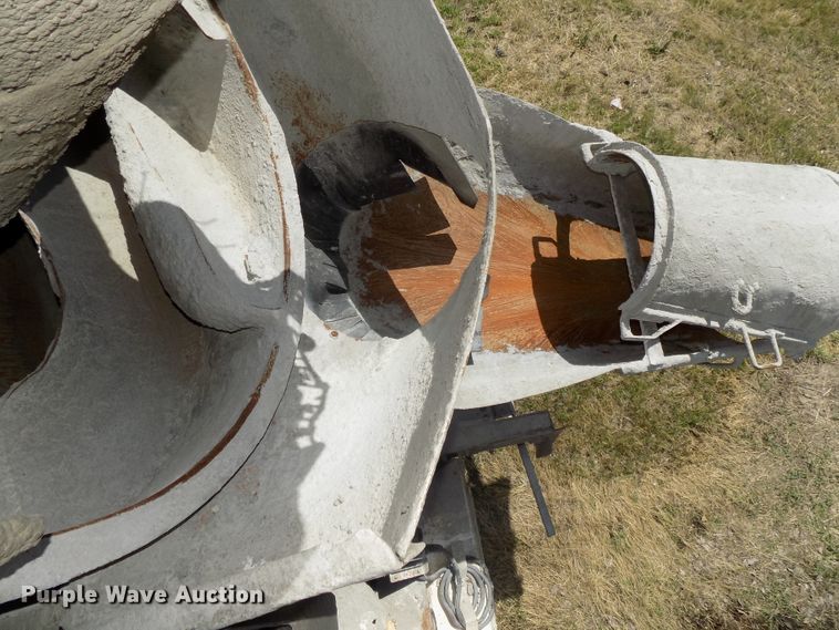 image for item DG2620 1999 International Paystar 5000  ready mix truck