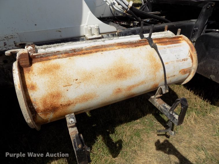 image for item DG2620 1999 International Paystar 5000  ready mix truck