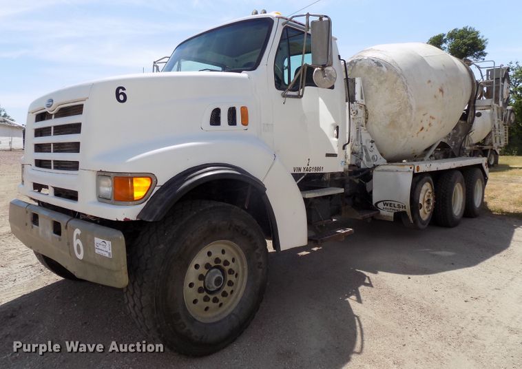 image for item DG2621 2000 Sterling L-Line  ready mix truck