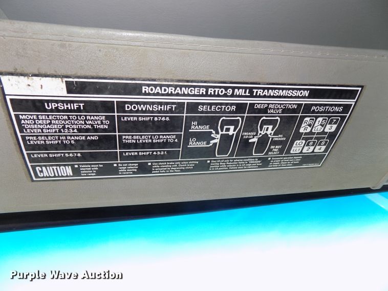 image for item DG2621 2000 Sterling L-Line  ready mix truck