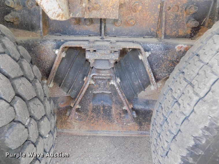 image for item DG2621 2000 Sterling L-Line  ready mix truck