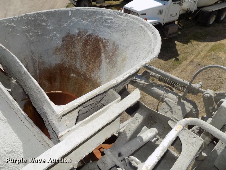 image for item DG2621 2000 Sterling L-Line  ready mix truck