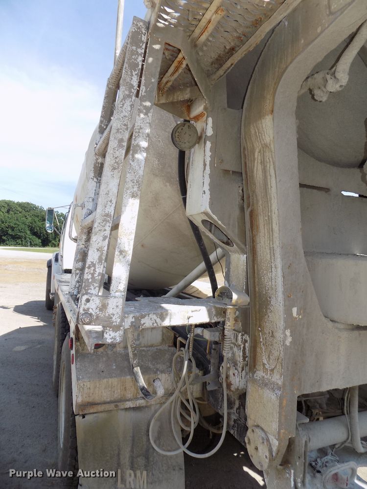 image for item DG2621 2000 Sterling L-Line  ready mix truck