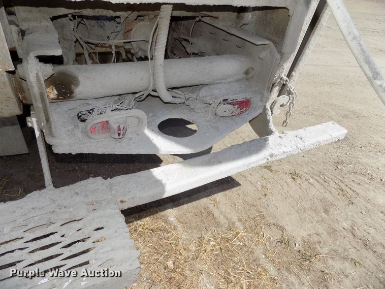 image for item DG2621 2000 Sterling L-Line  ready mix truck