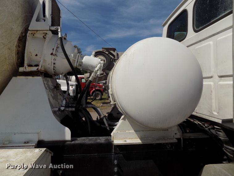 image for item DG2621 2000 Sterling L-Line  ready mix truck