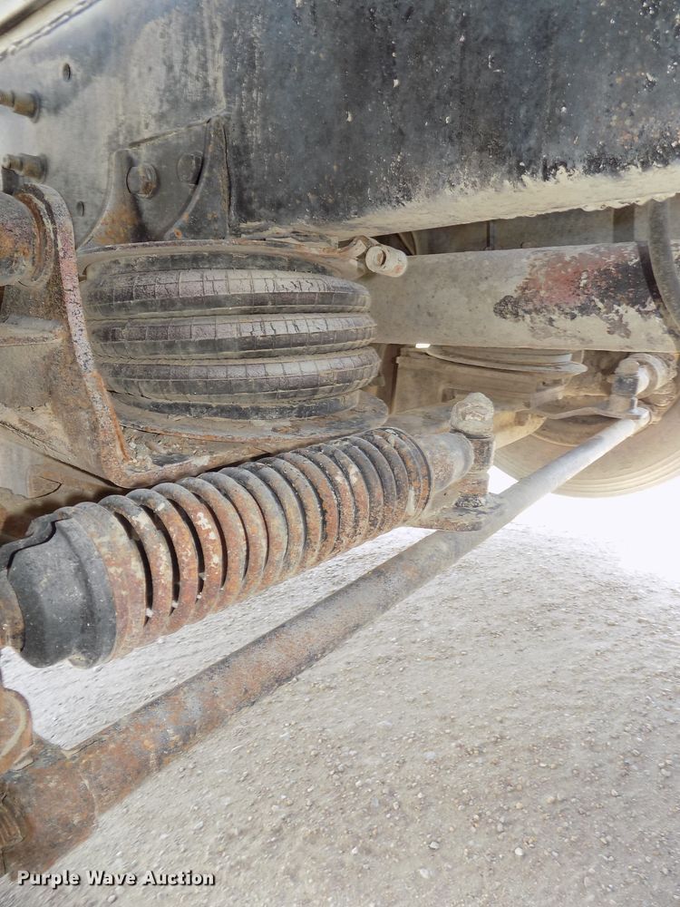 image for item DG2621 2000 Sterling L-Line  ready mix truck